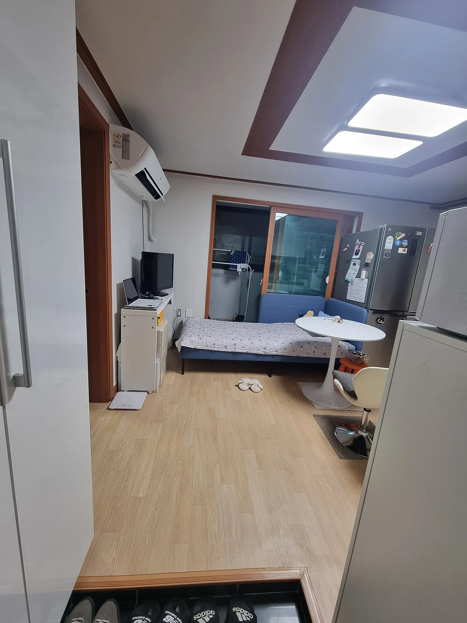 Room image 1