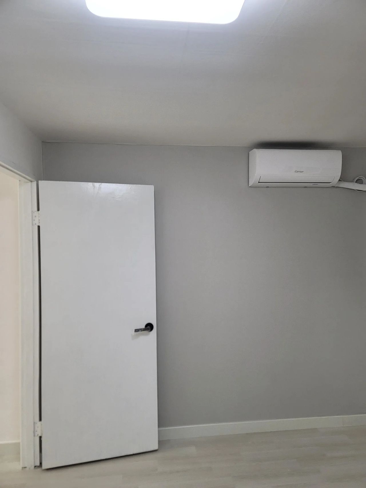 Room image 1