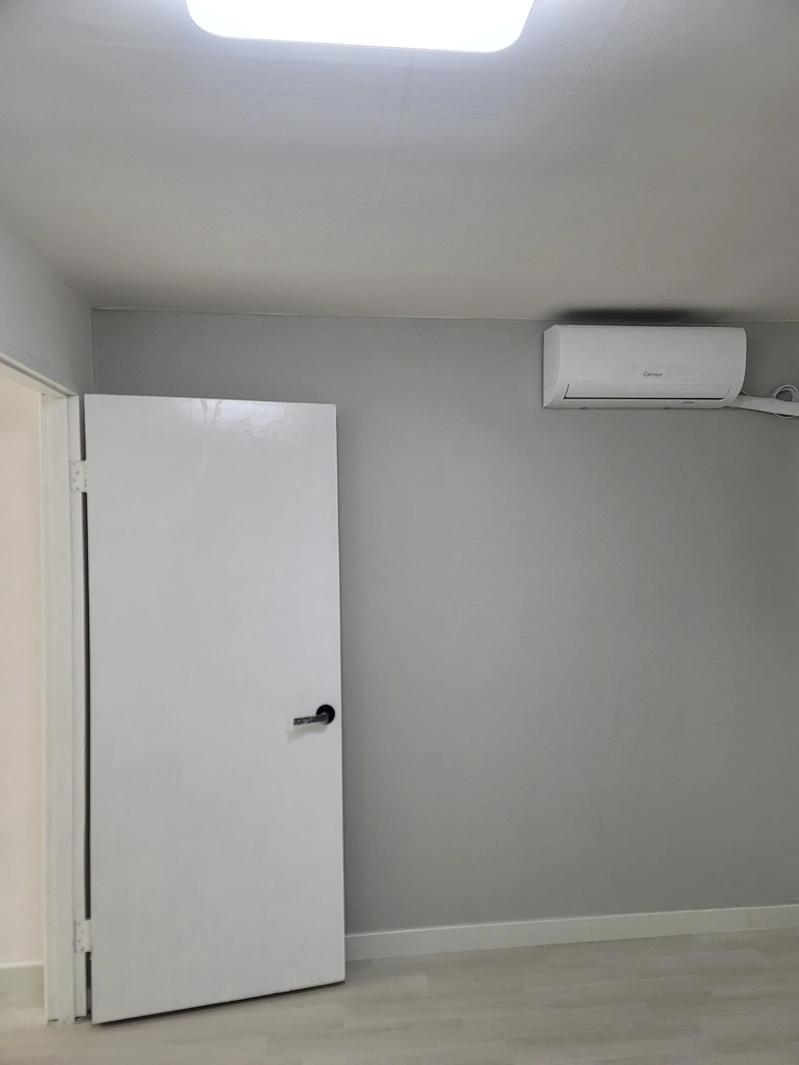 Room image 1