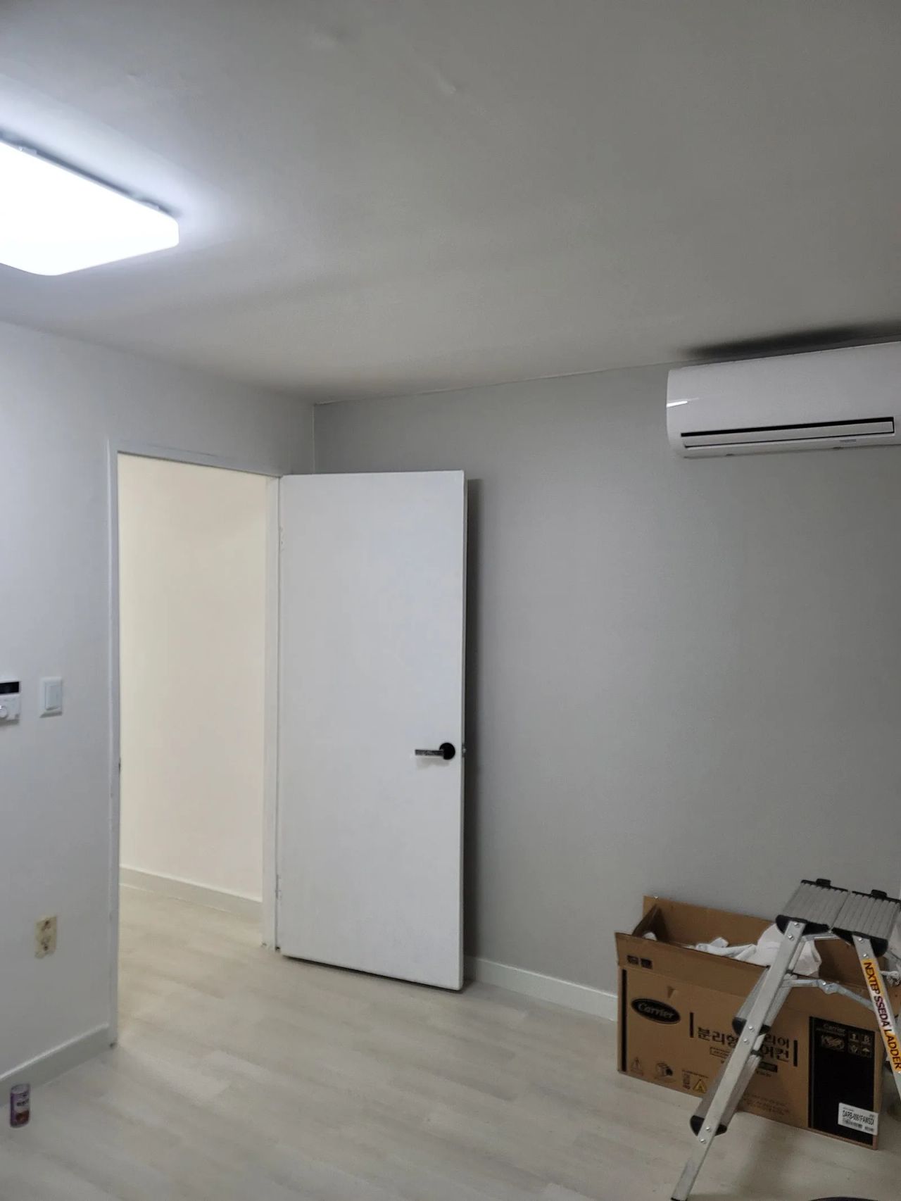 Room image 3