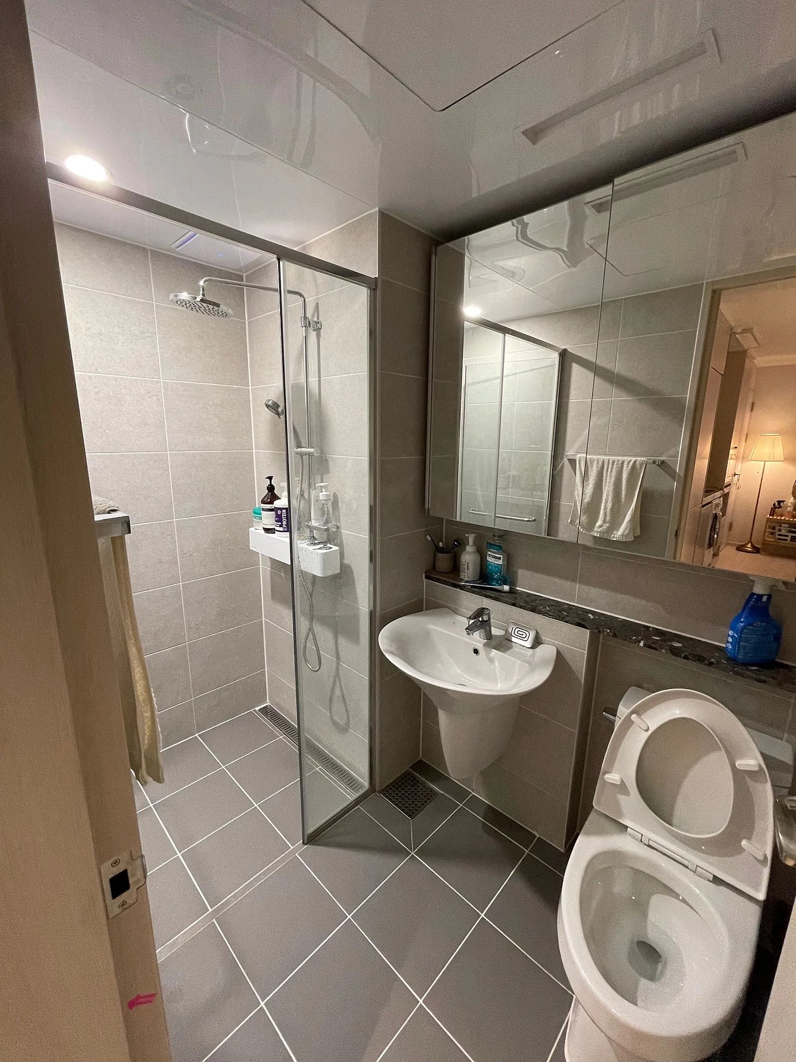 Room image 2