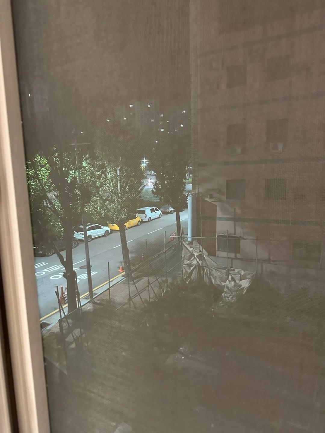 Room image 1
