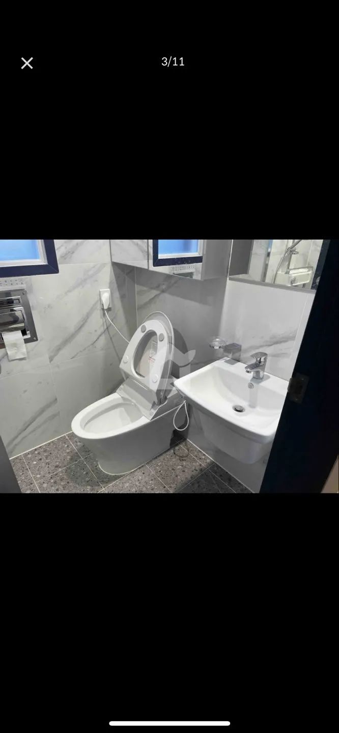 Room image 5