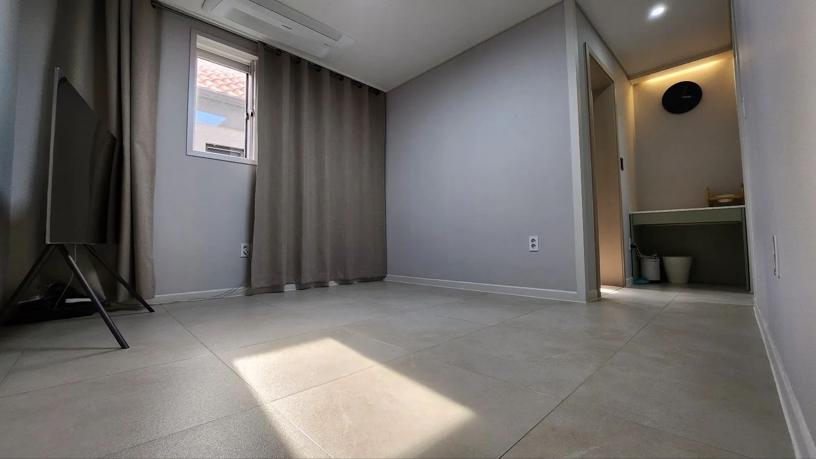 Room image 2