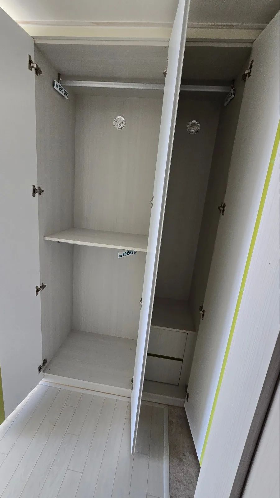 Room image 3