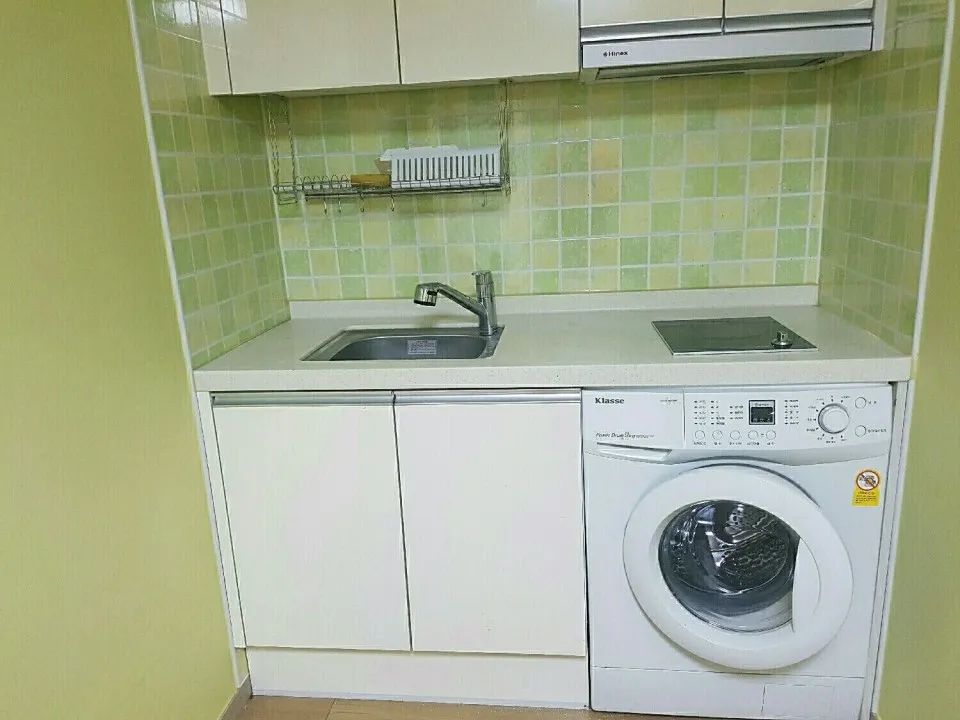 Room image 4