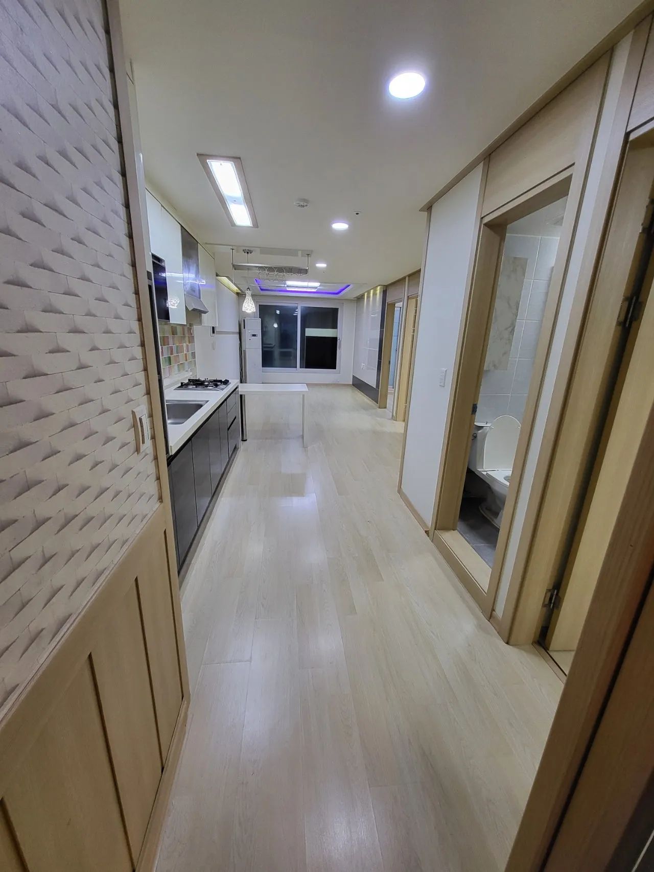 Room image 5