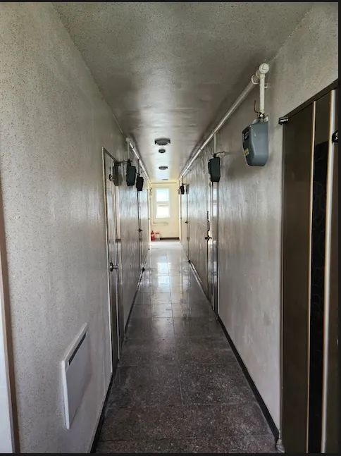 Room image 4