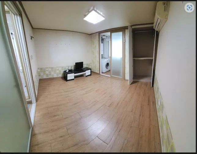 Room image 5
