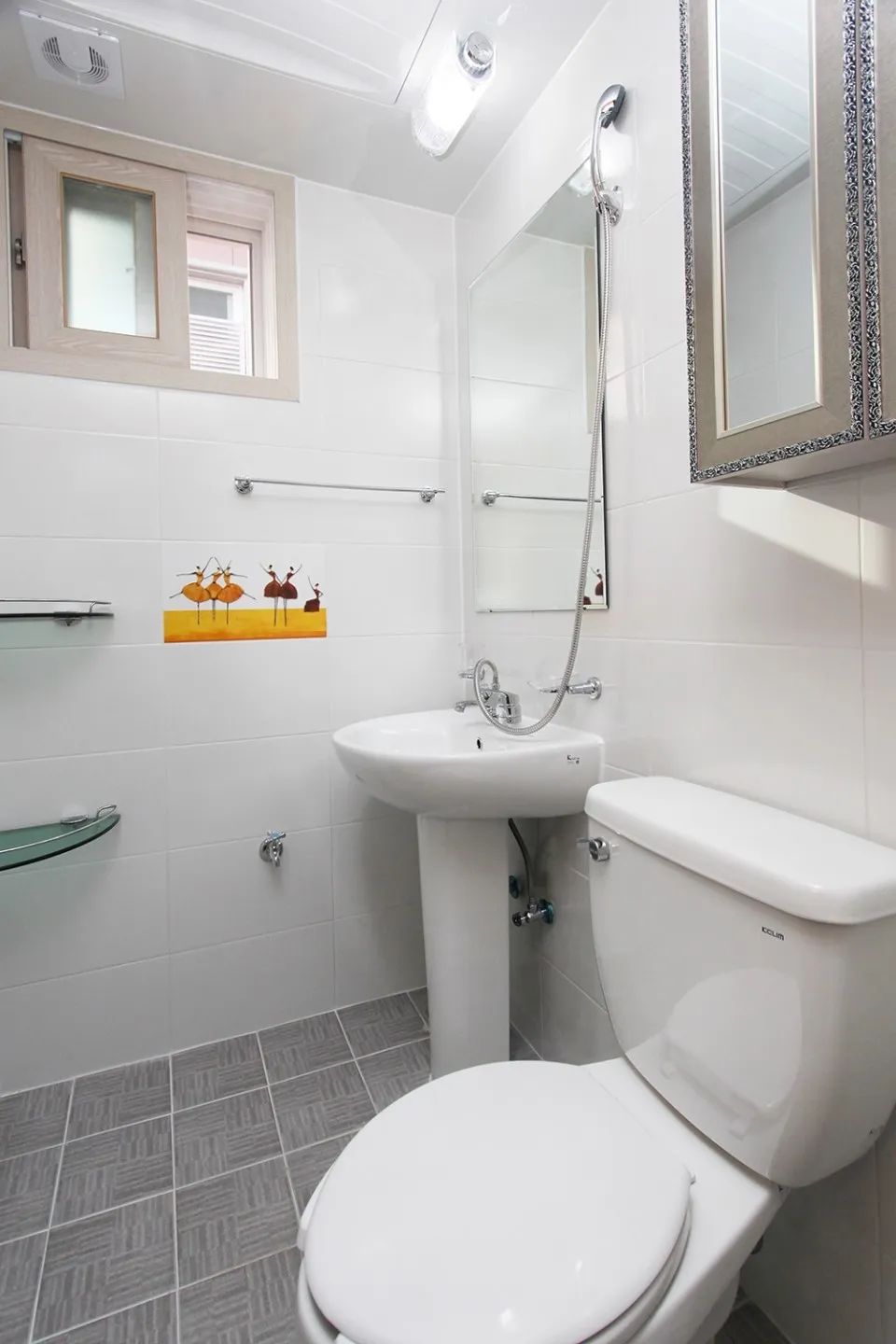 Room image 5