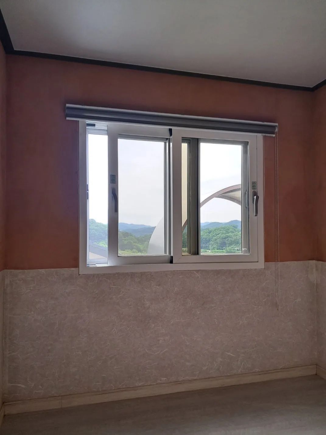 Room image 3
