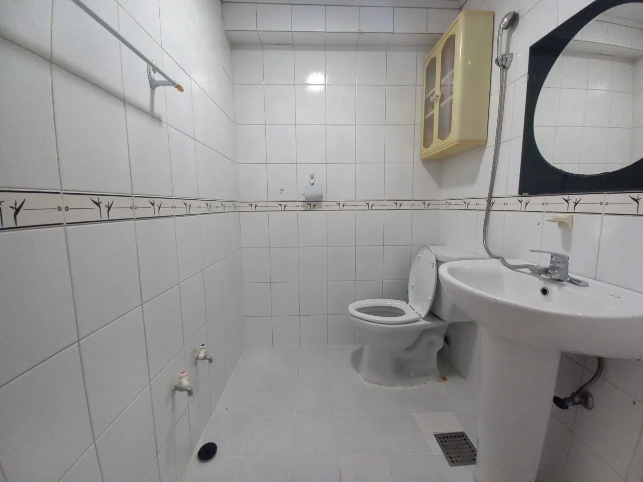 Room image 2