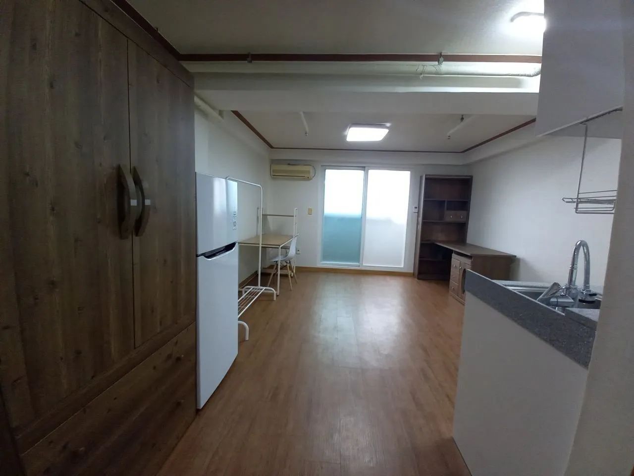 Room image 5