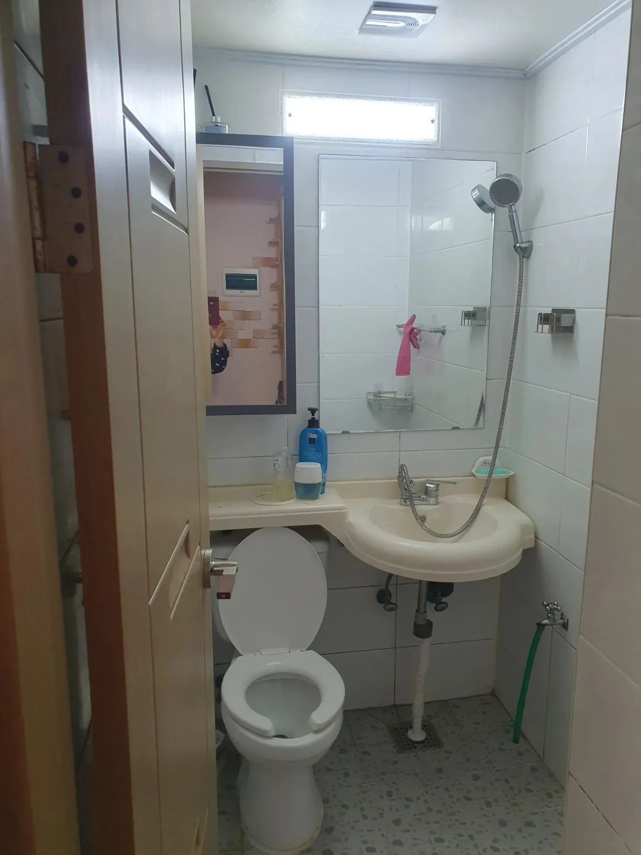 Room image 5