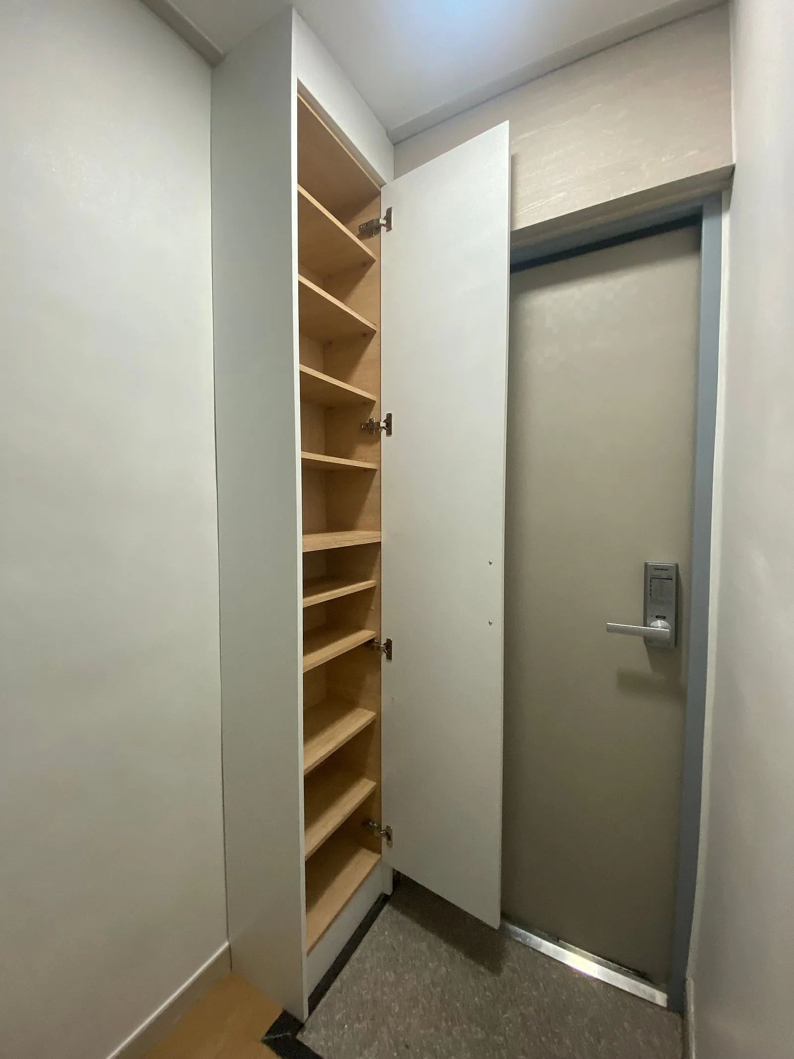 Room image 1
