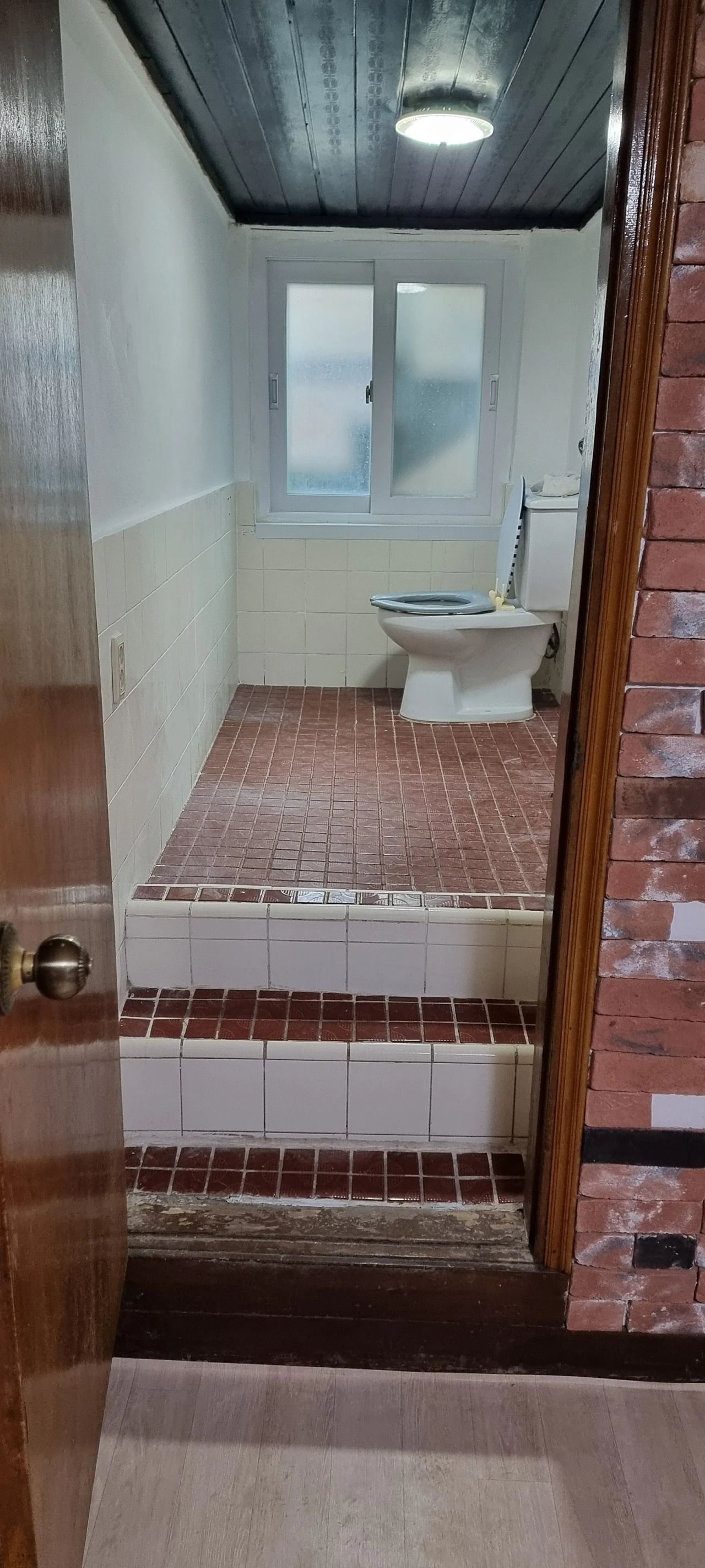 Room image 3