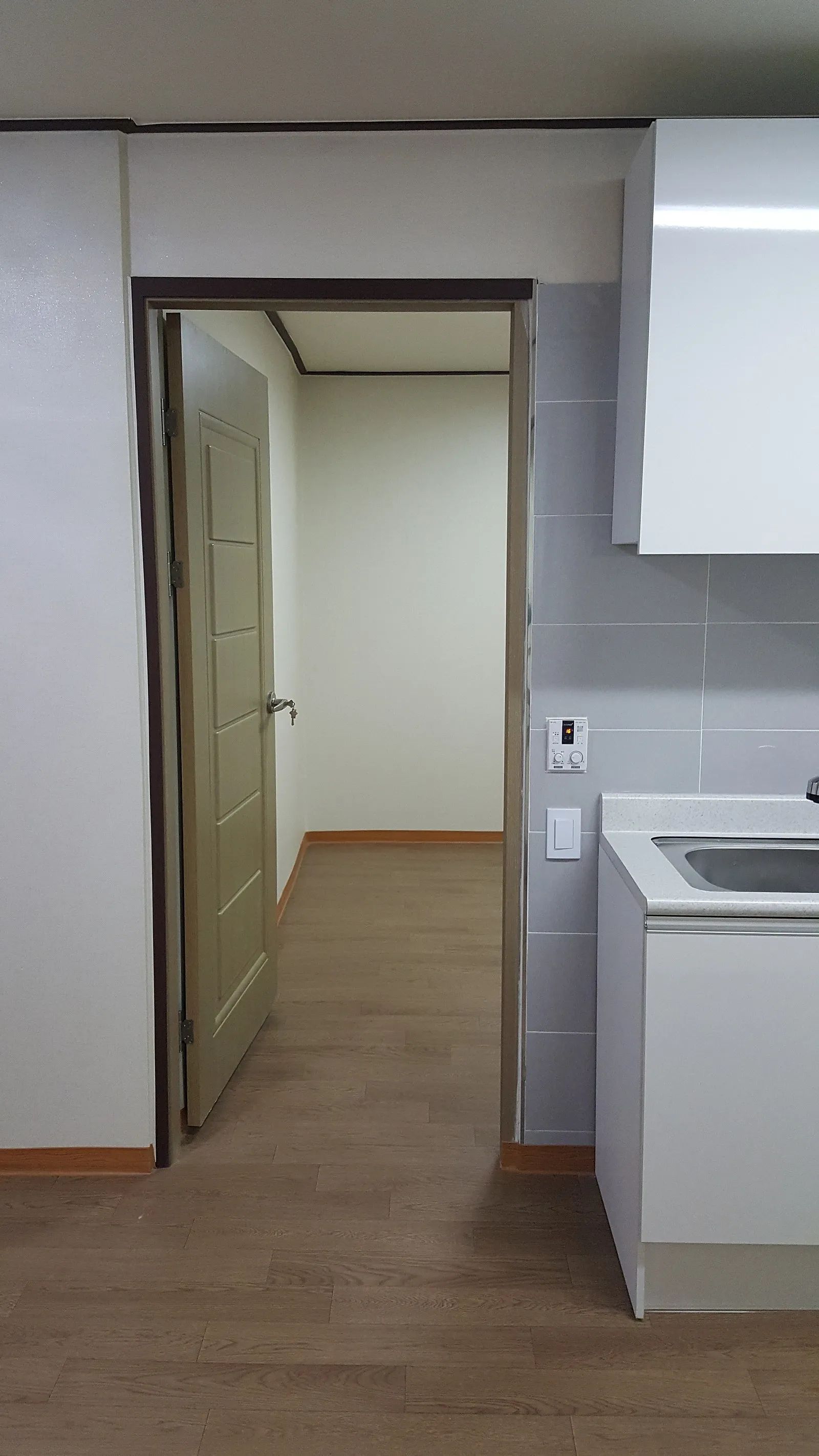 Room image 3