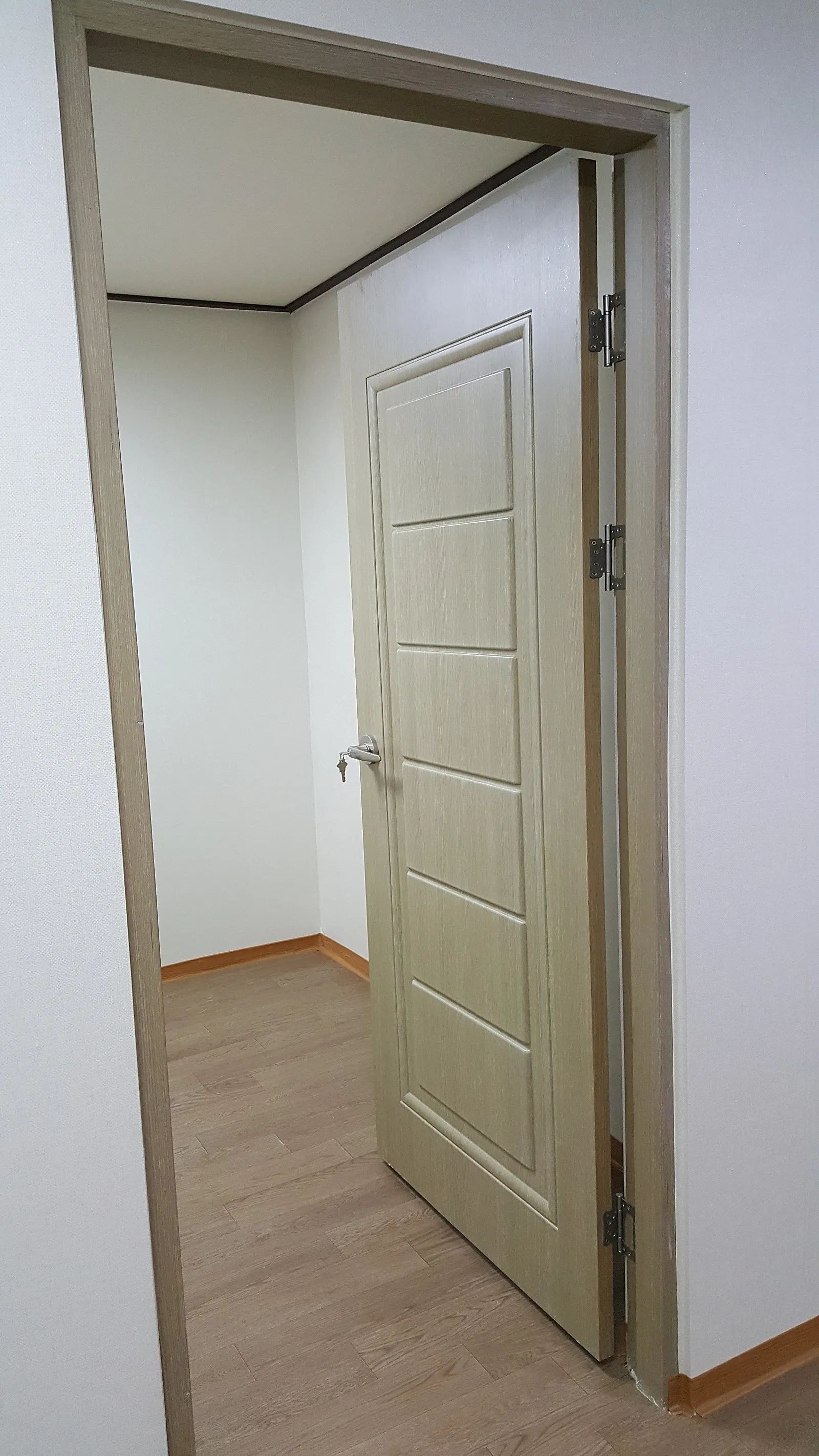 Room image 4