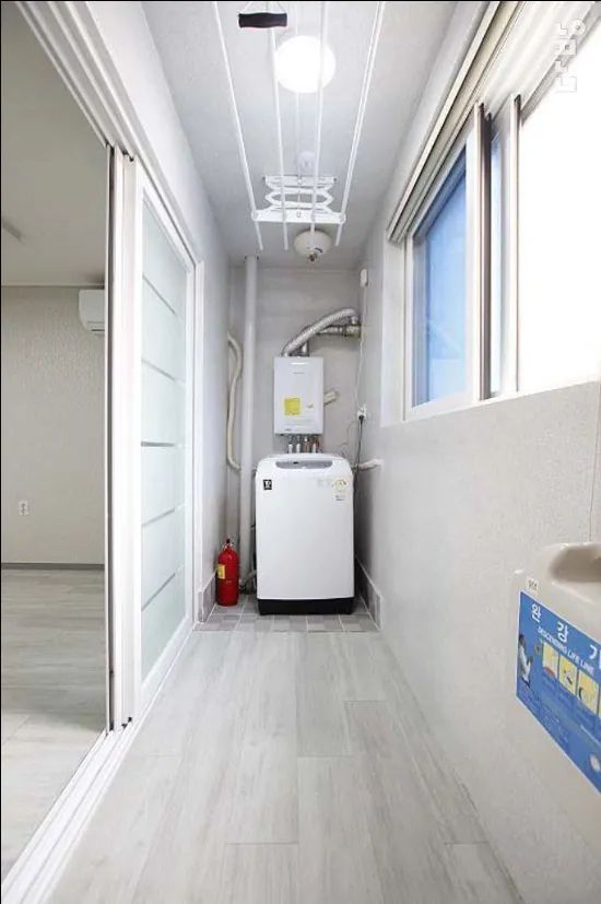 Room image 1