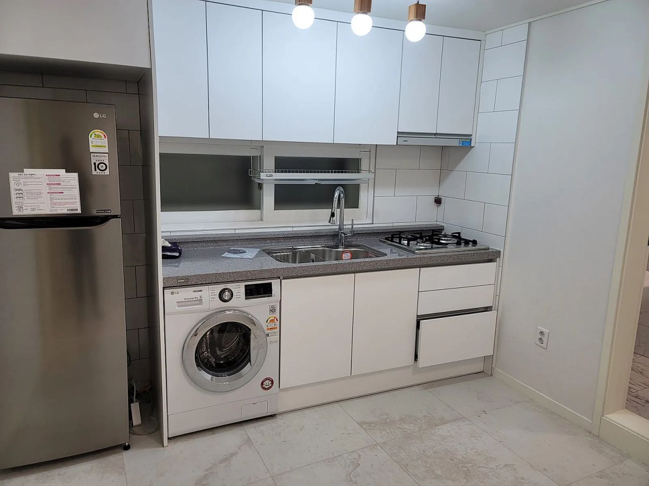 Room image 5