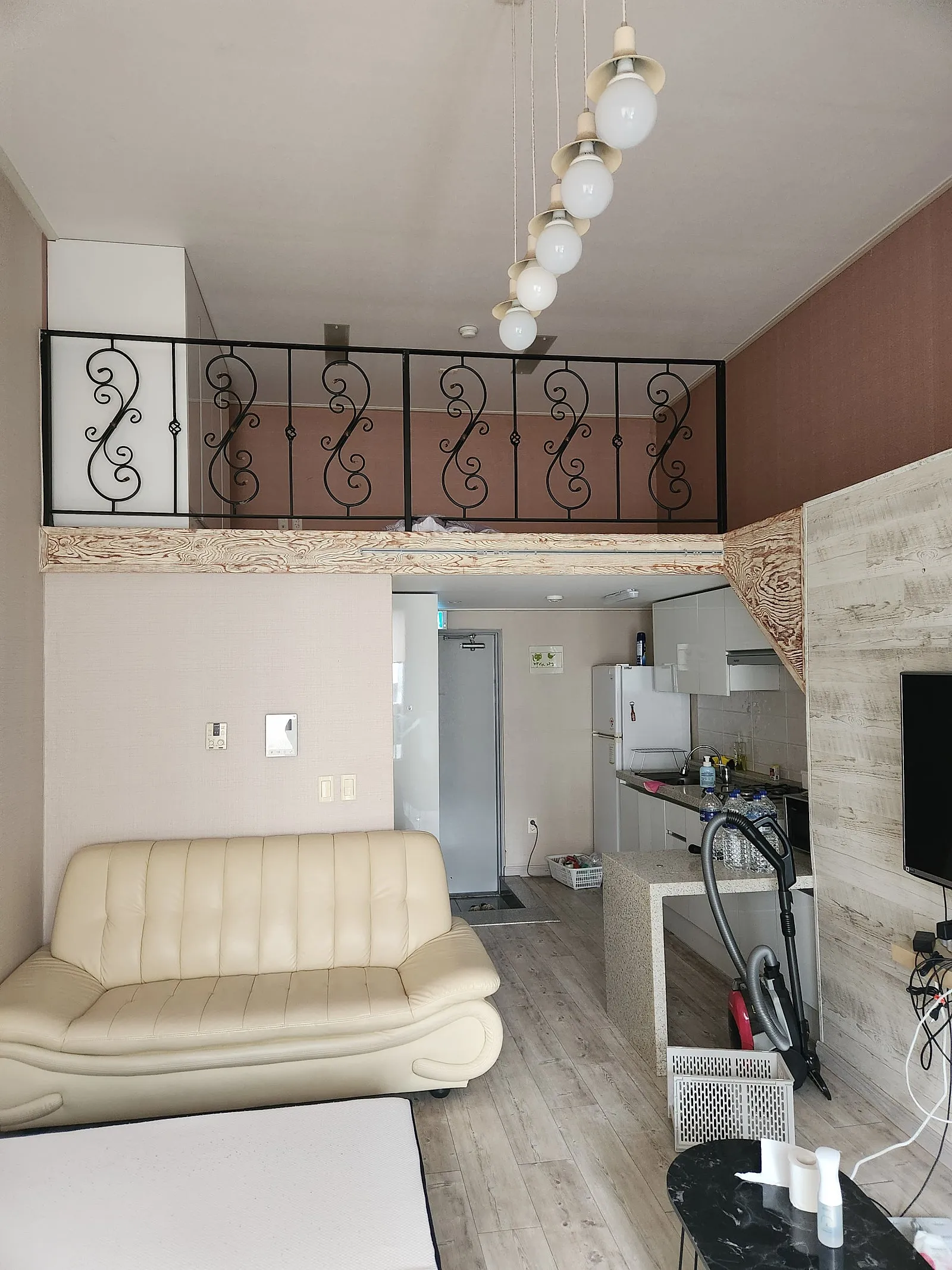 Room image 5