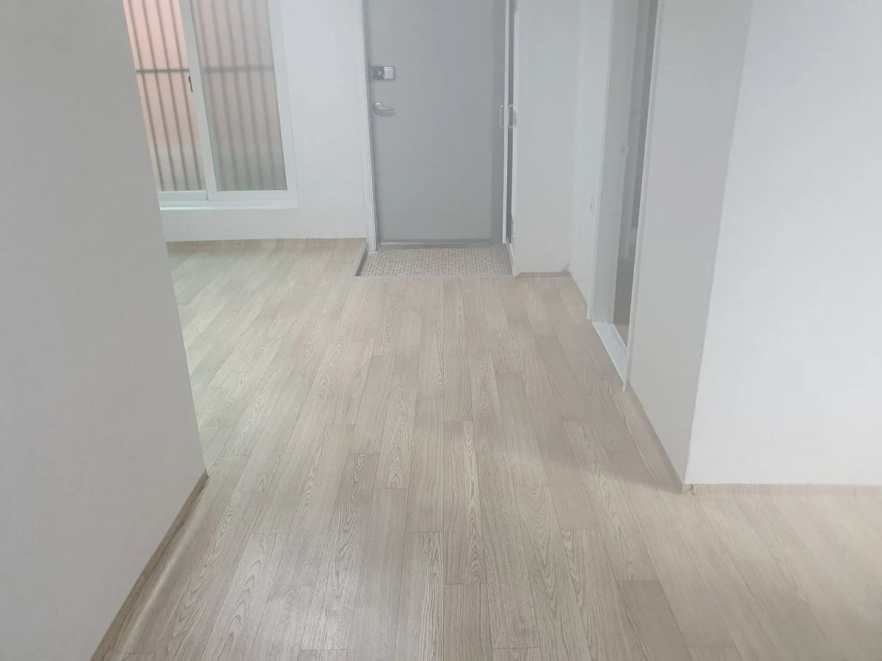 Room image 1
