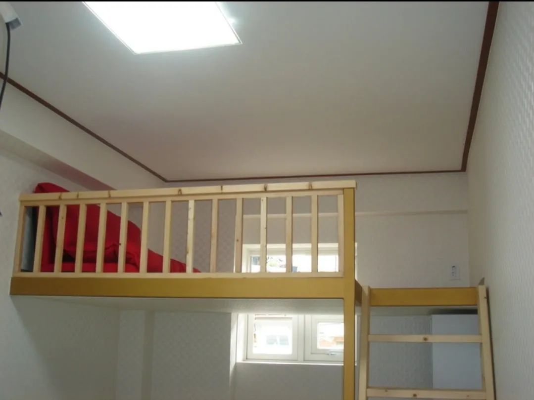 Room image 2