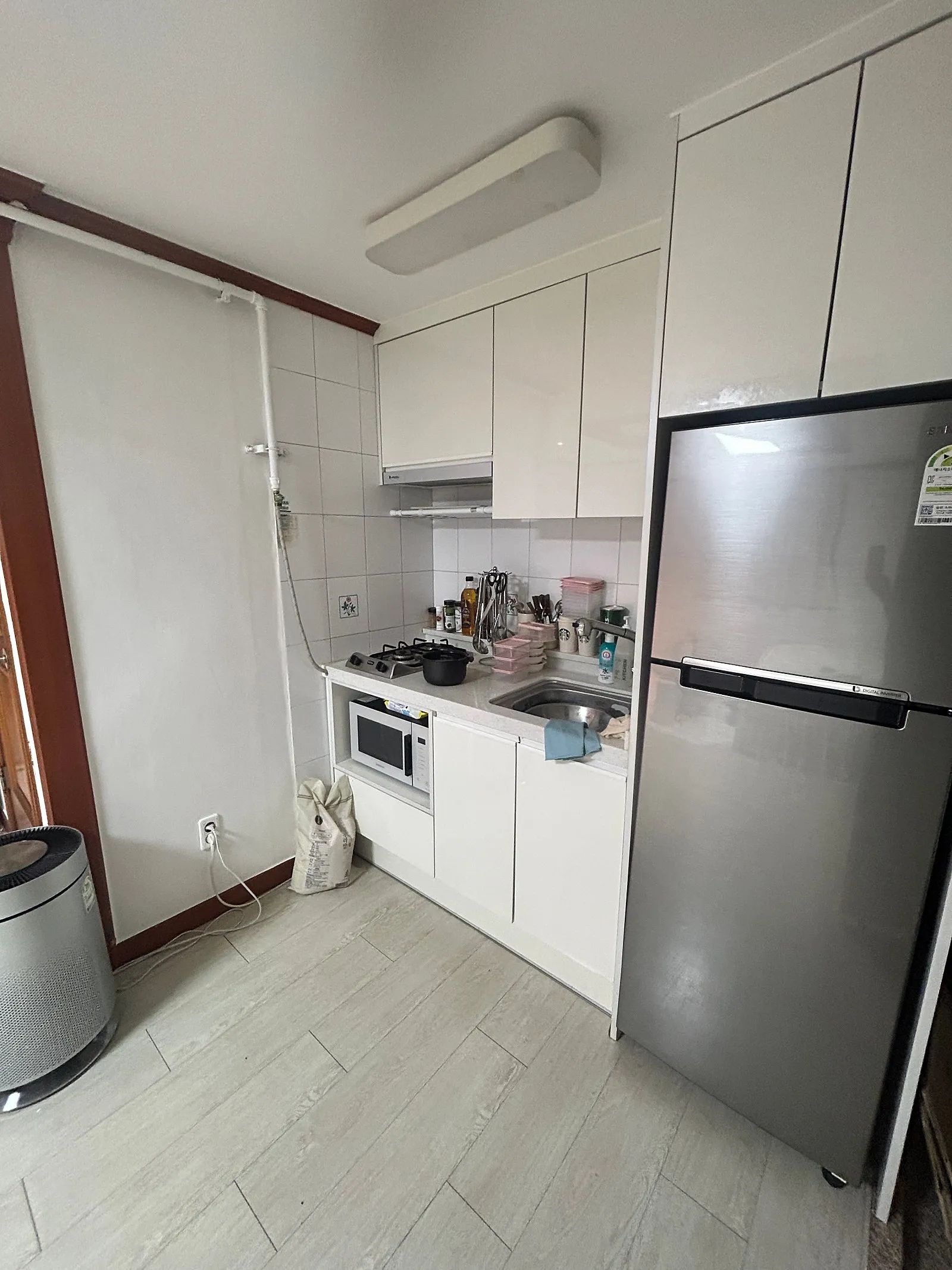Room image 4