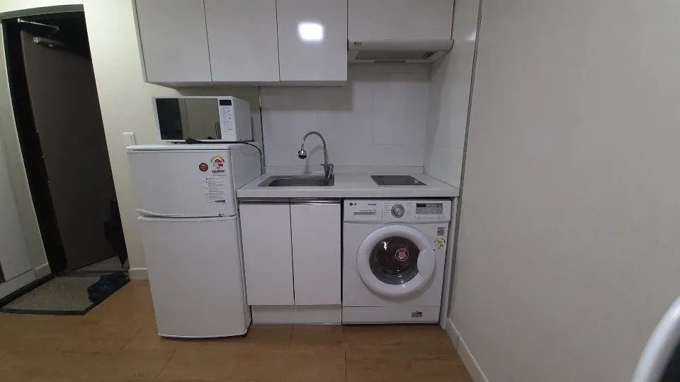 Room image 2