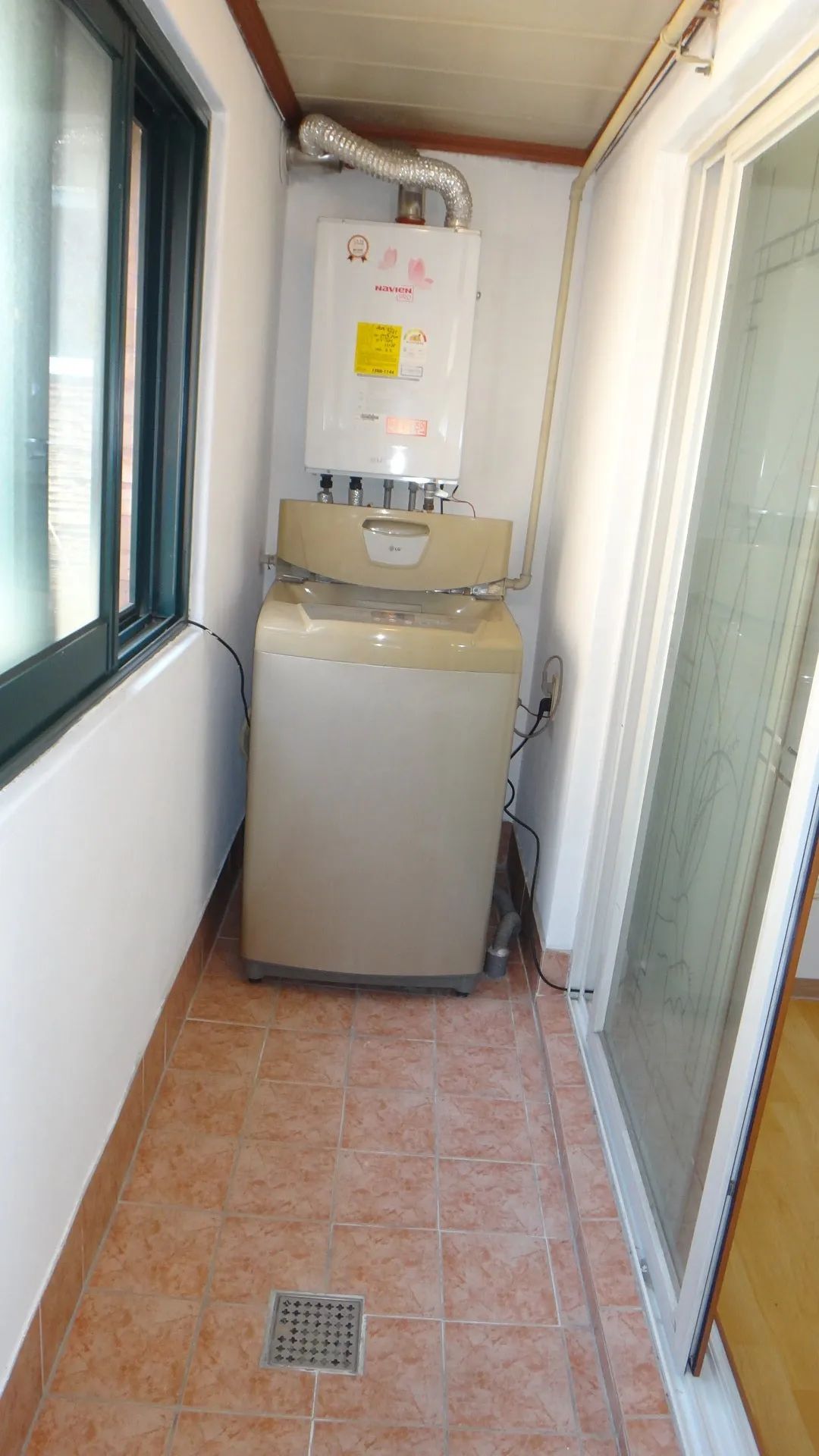 Room image 5