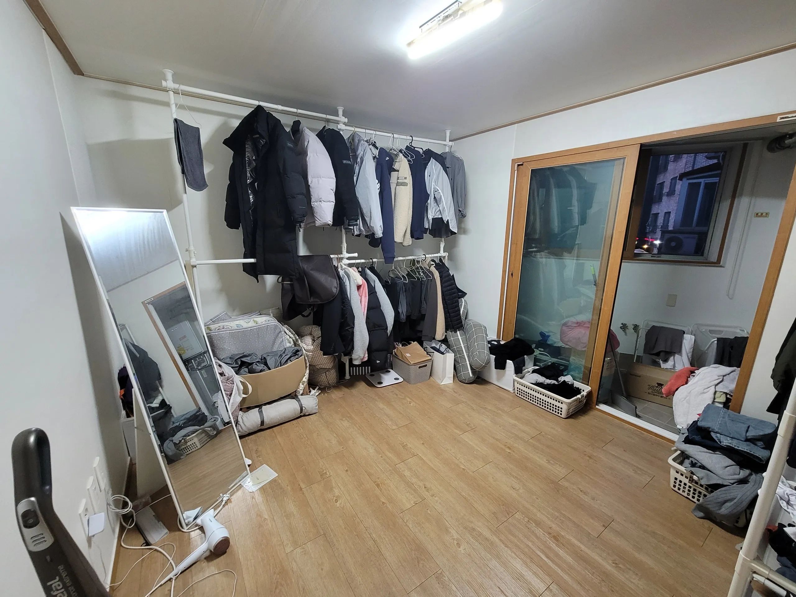 Room image 5