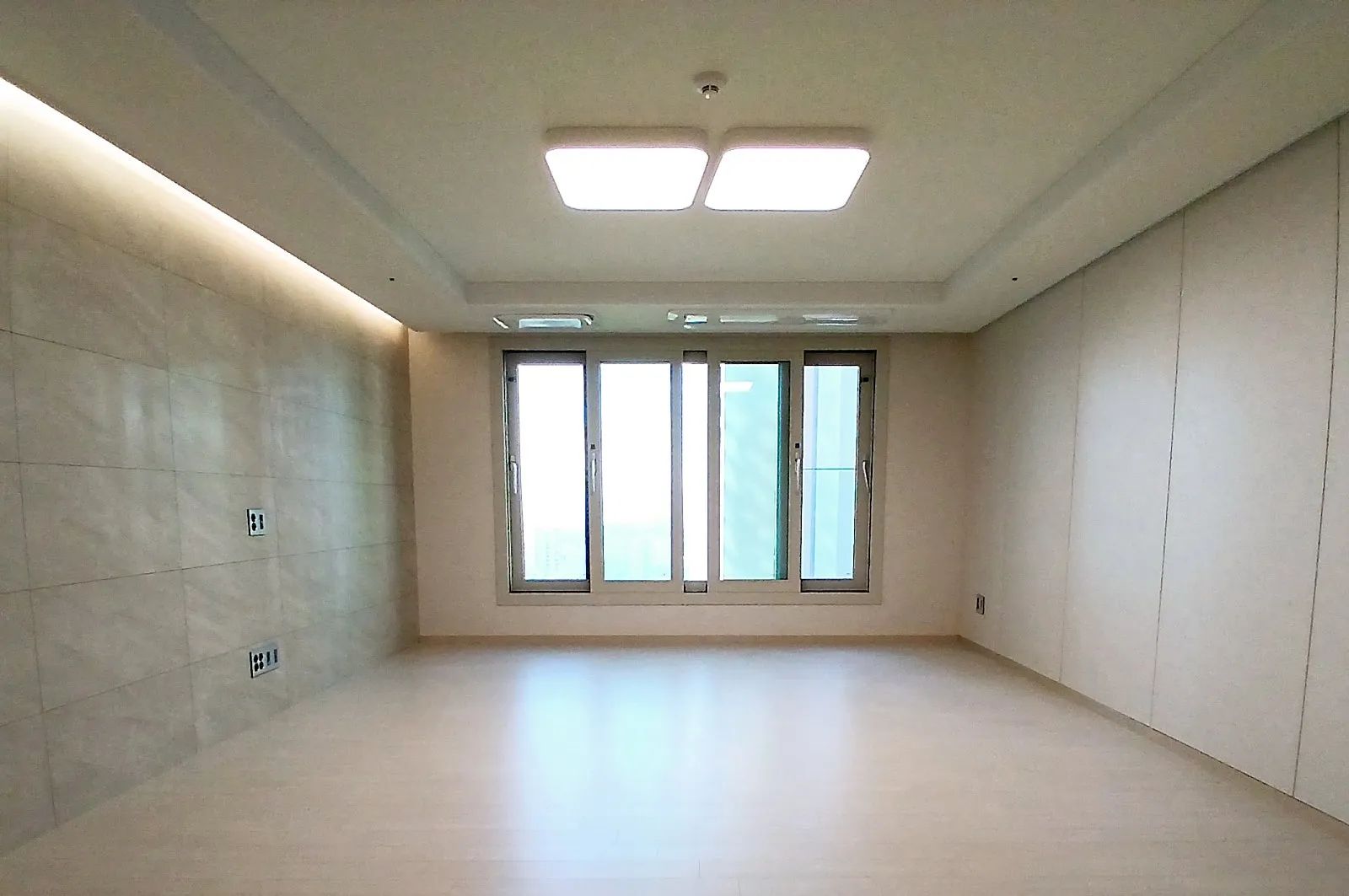 Room image 5
