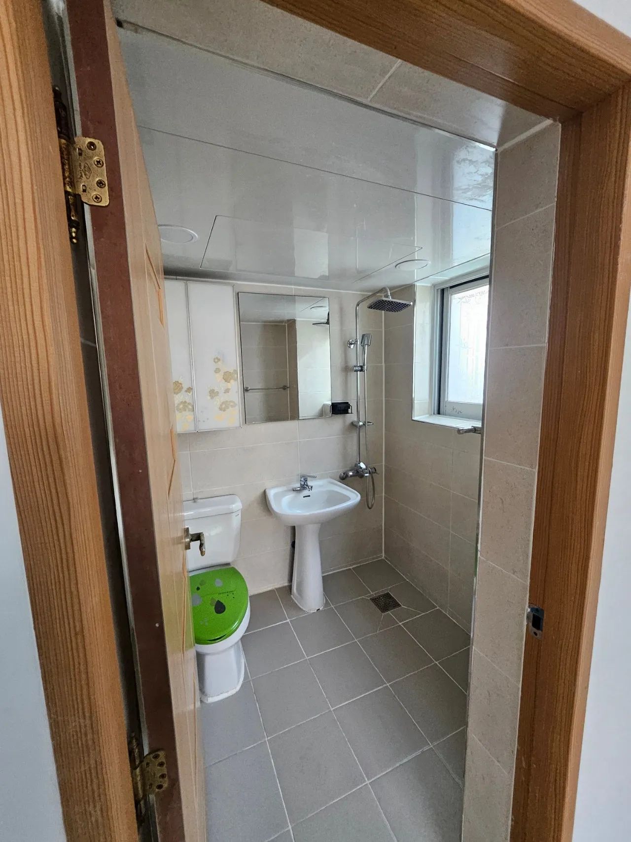 Room image 2