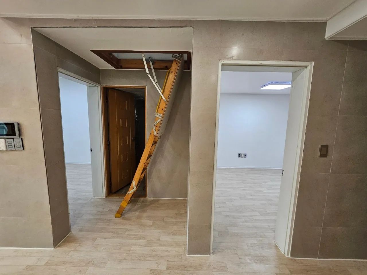 Room image 5