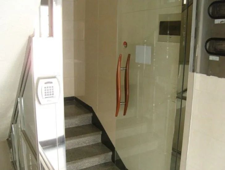 Room image 2
