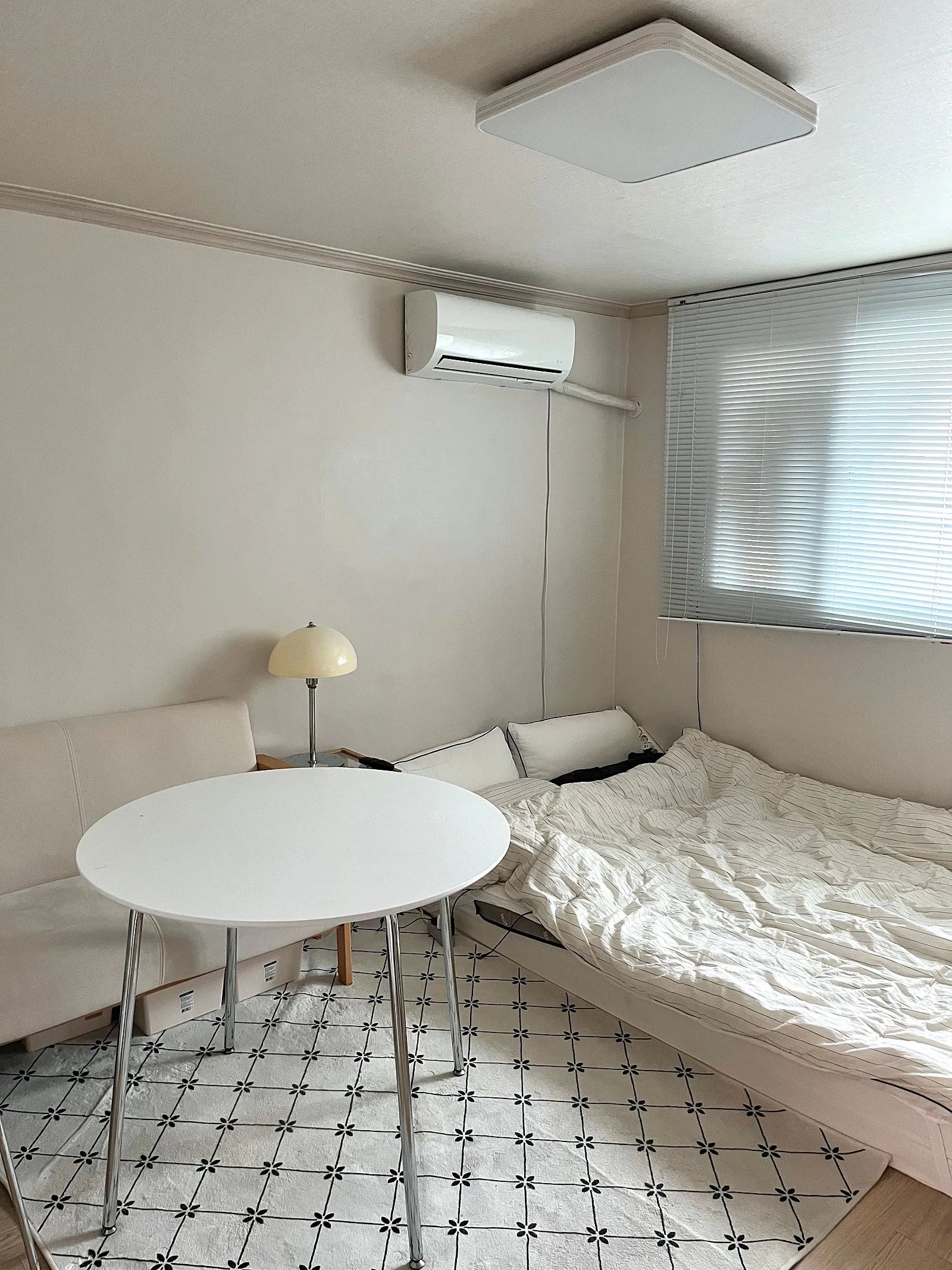 Room image 3
