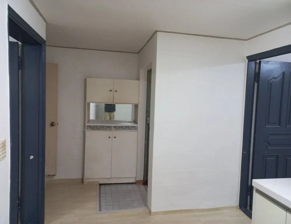 Room image 3