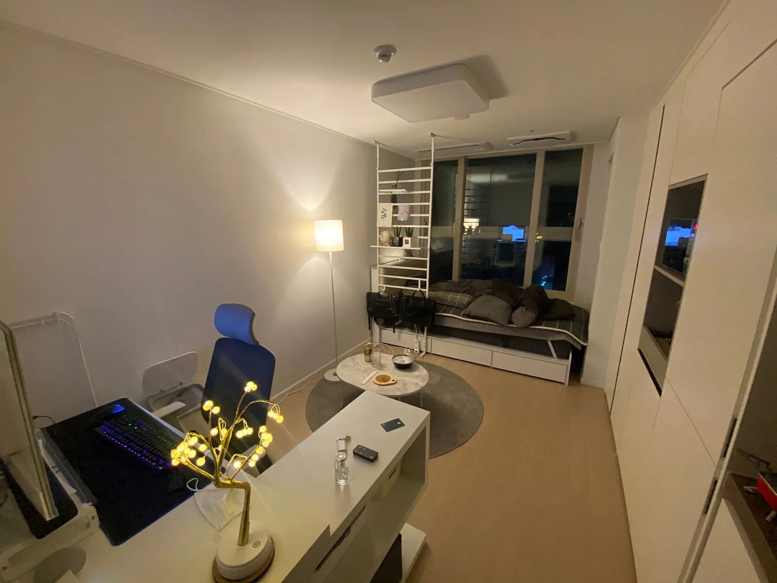 Room image 1