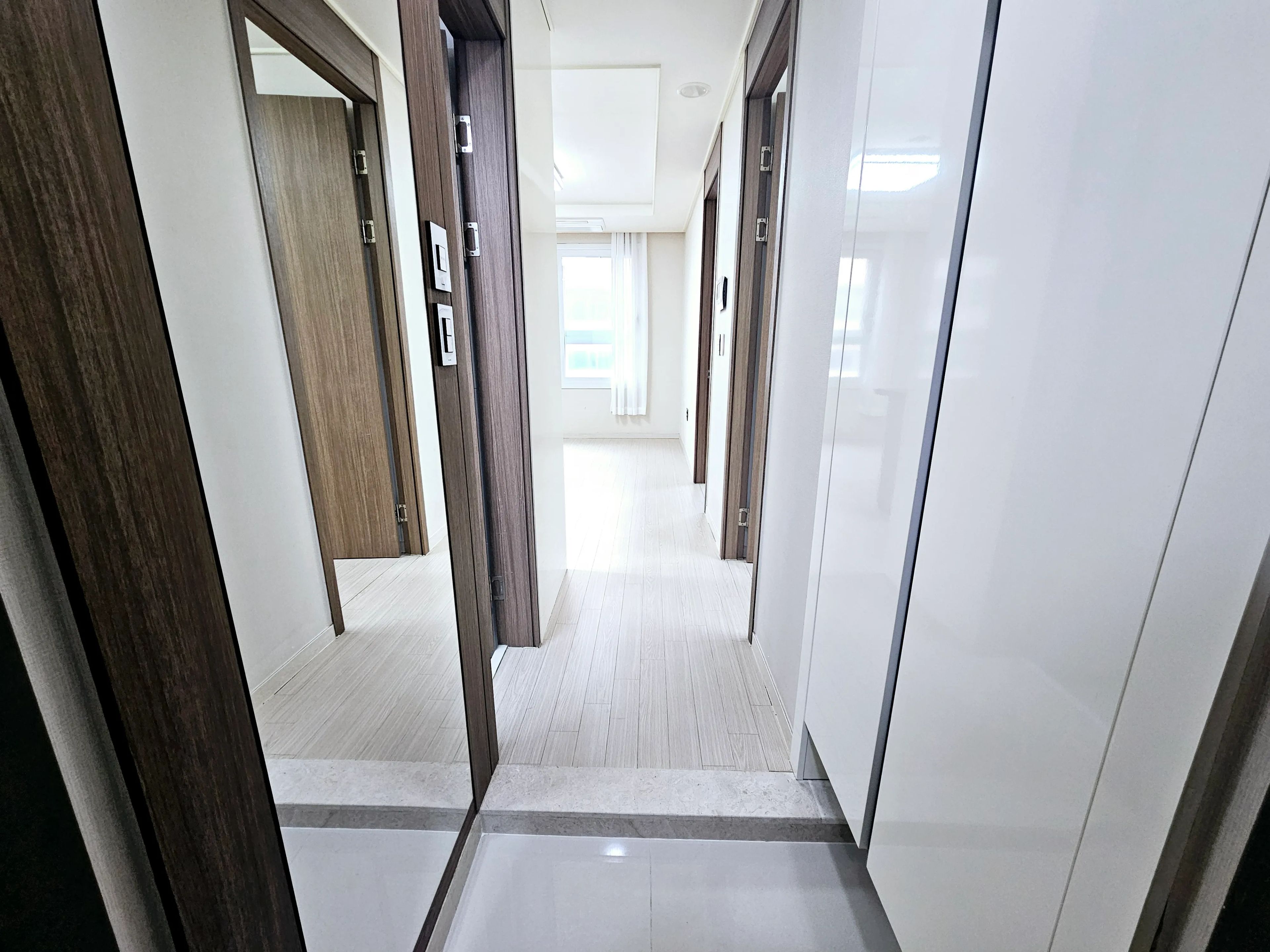 Room image 5