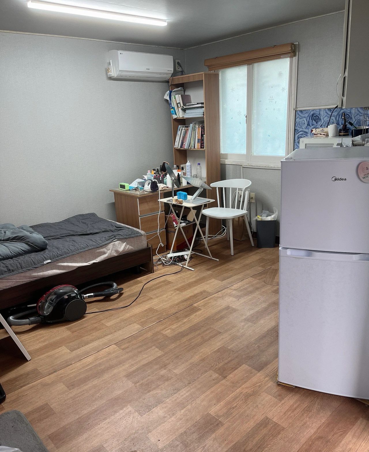 Room image 1