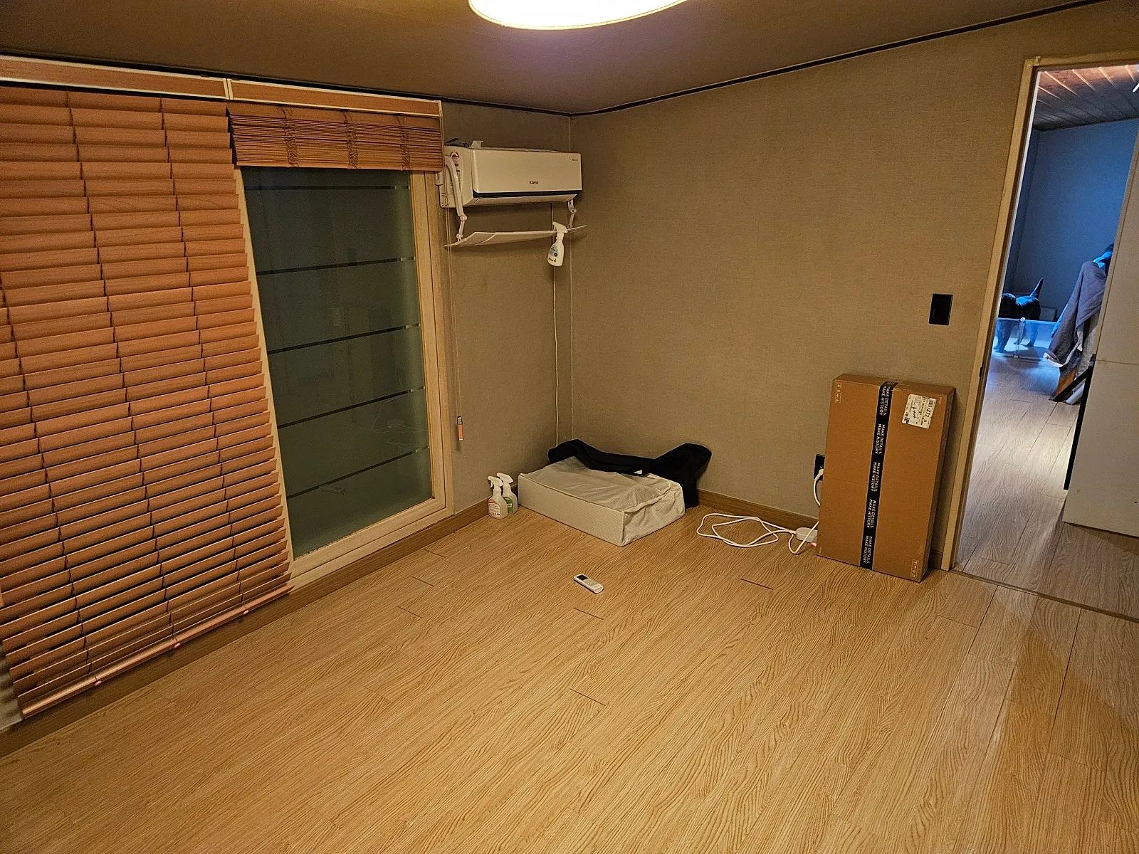 Room image 2