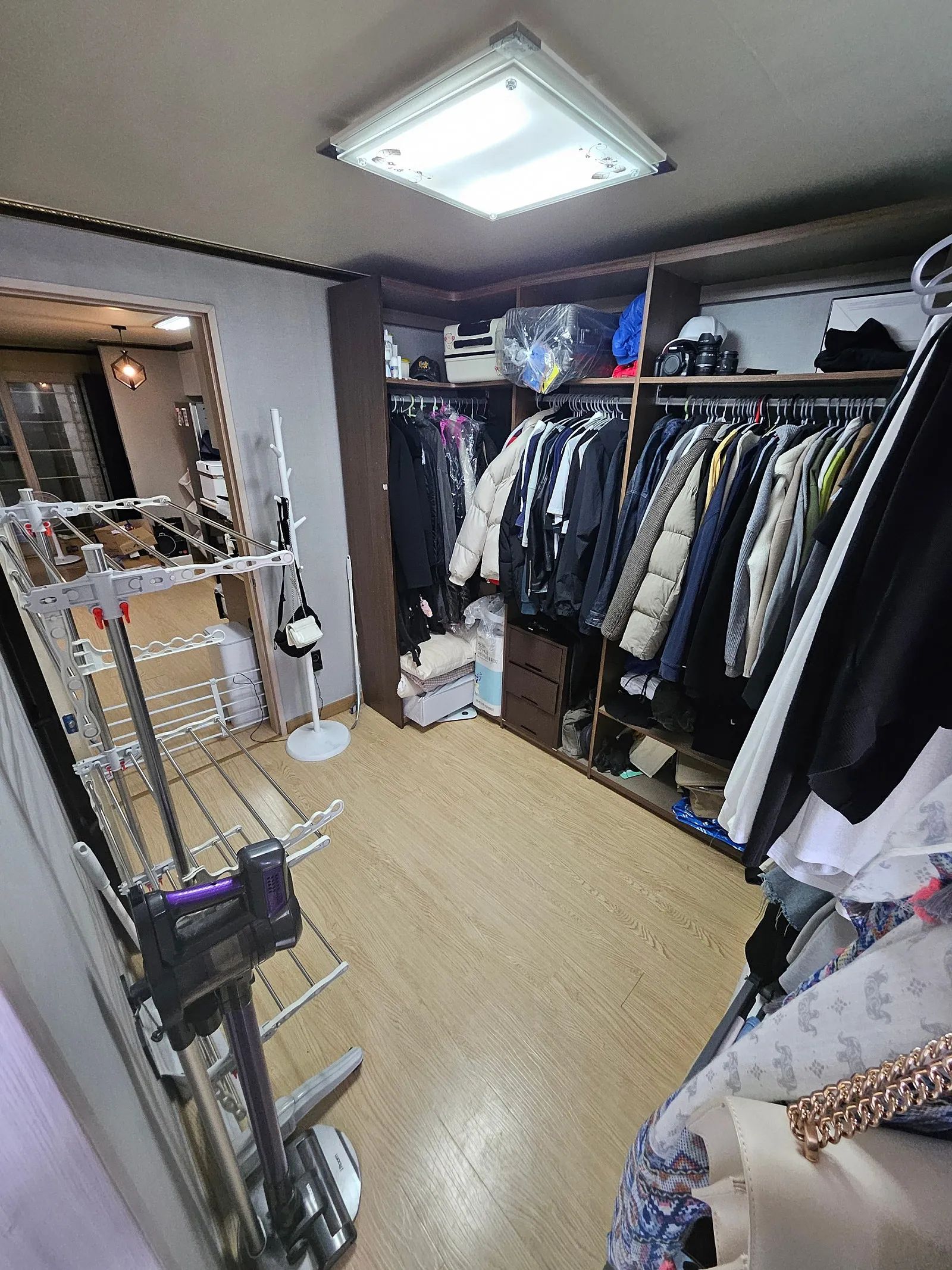 Room image 5