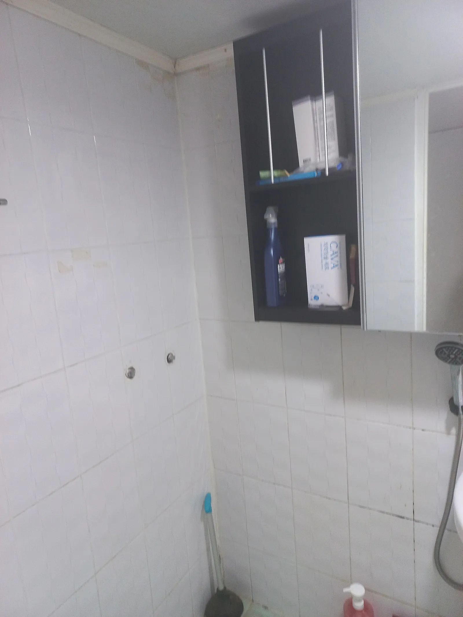 Room image 3