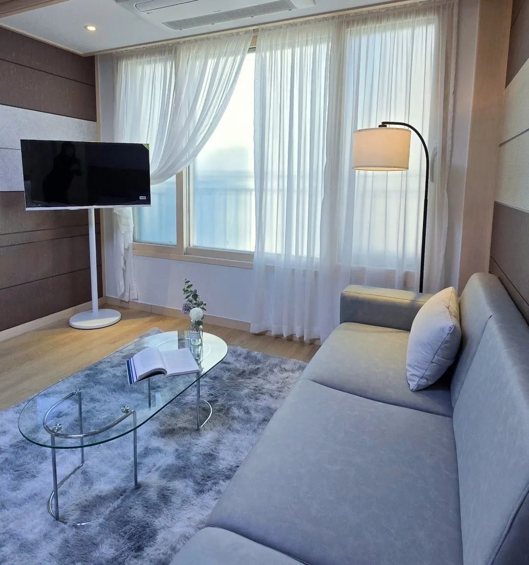 Room image 2