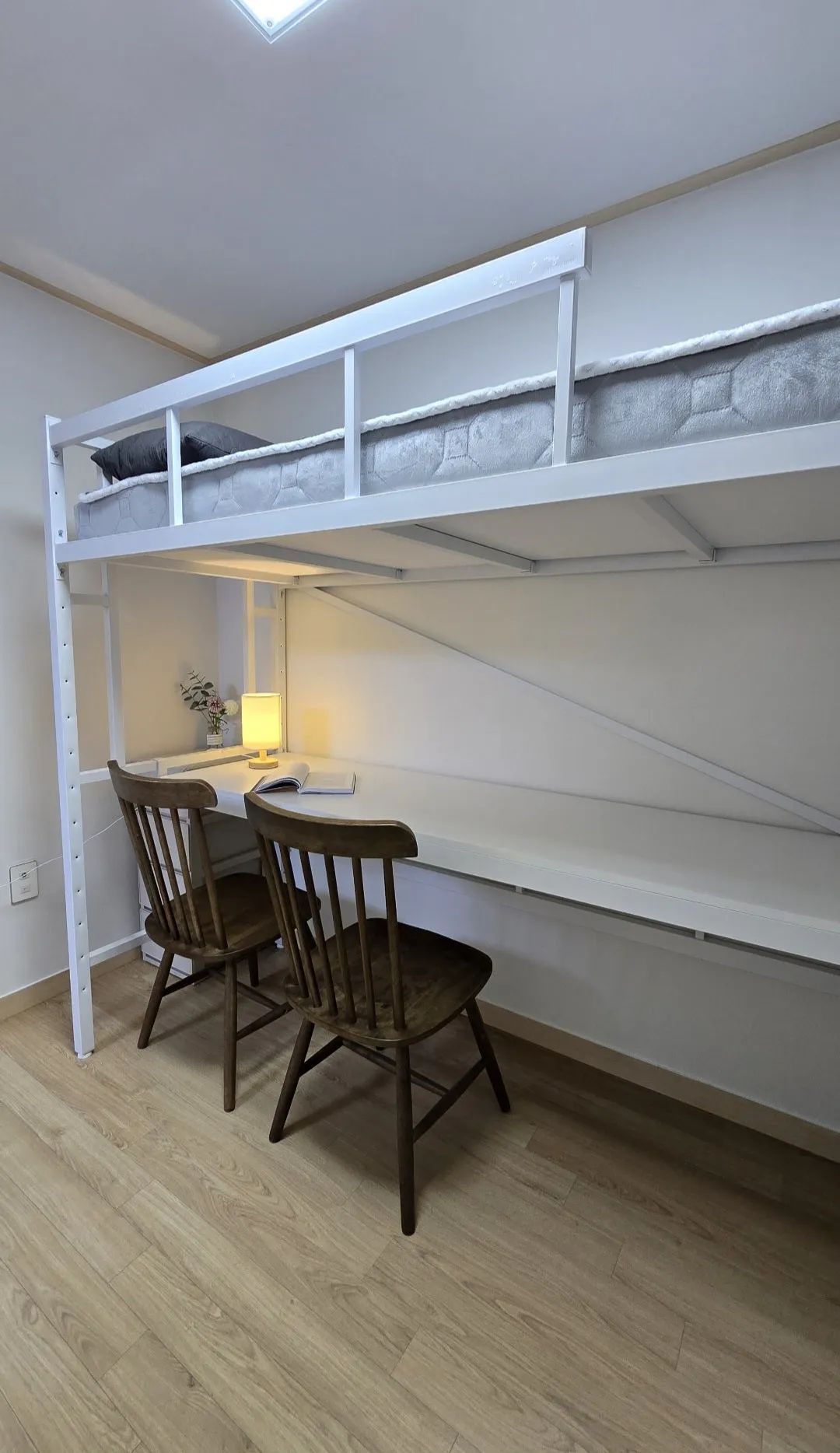 Room image 5