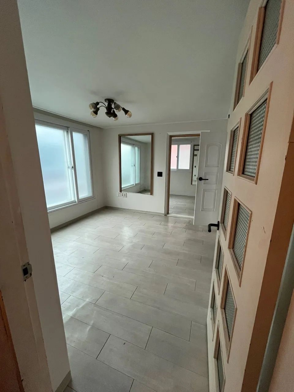 Room image 4