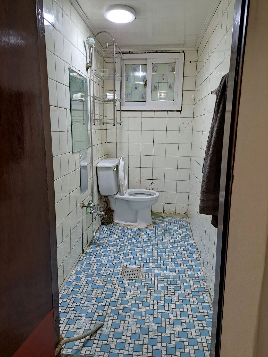 Room image 5