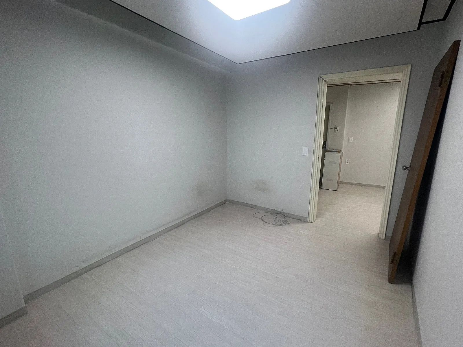 Room image 5