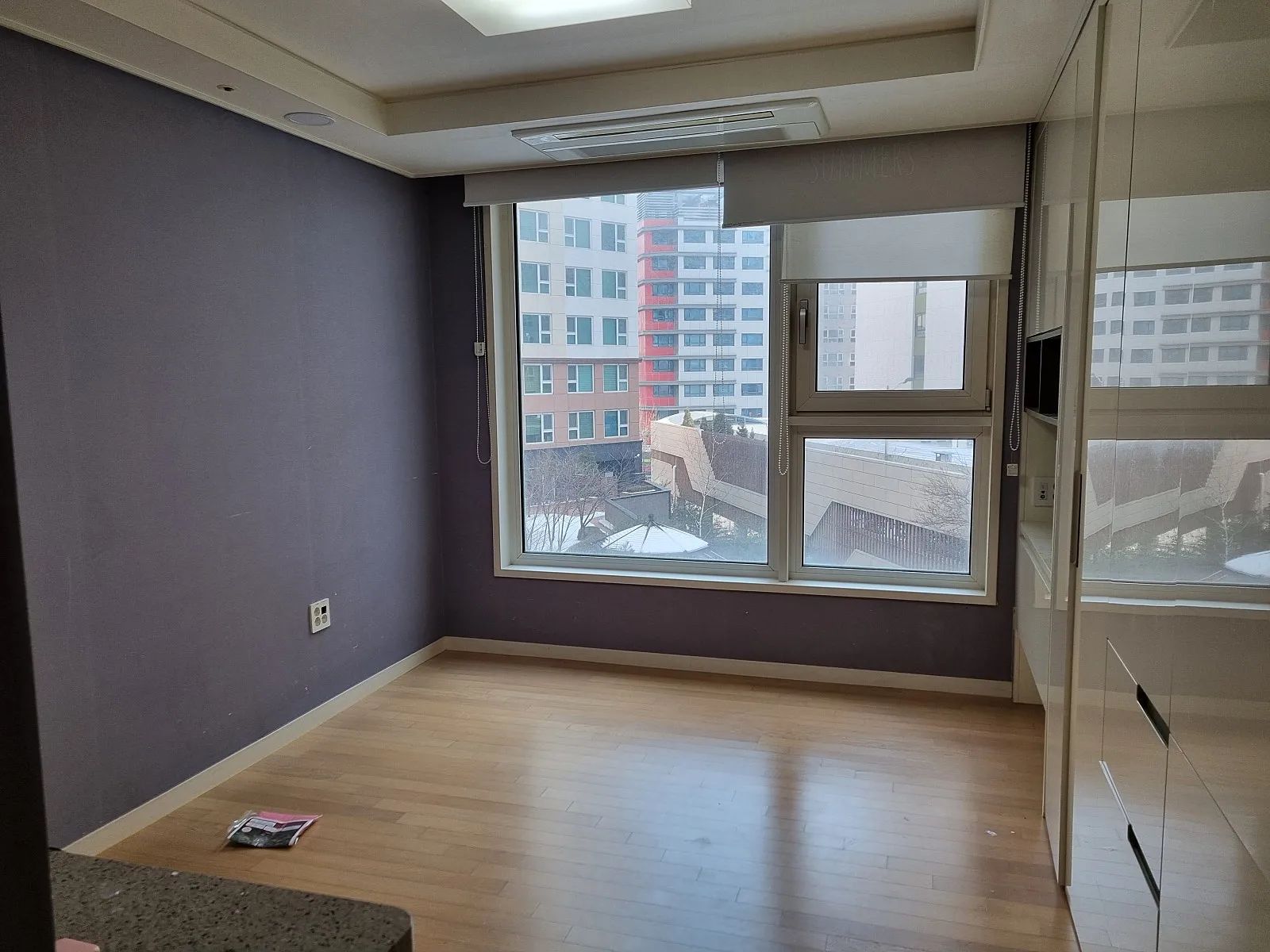 Room image 3