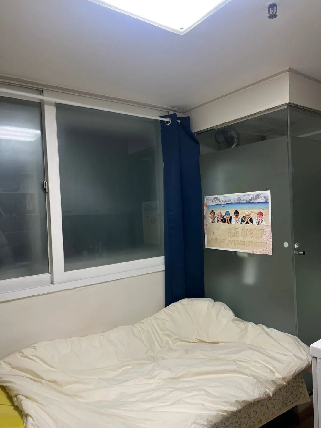 Room image 1